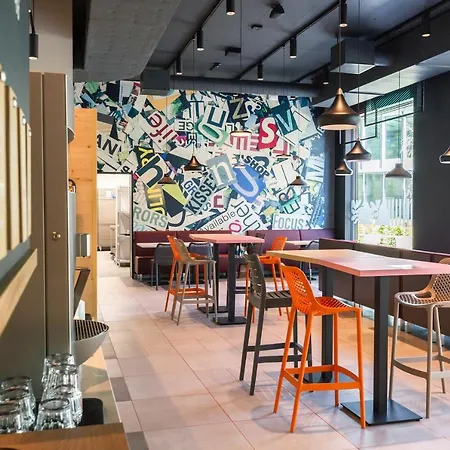 Meininger Greencity Szálloda Zürich