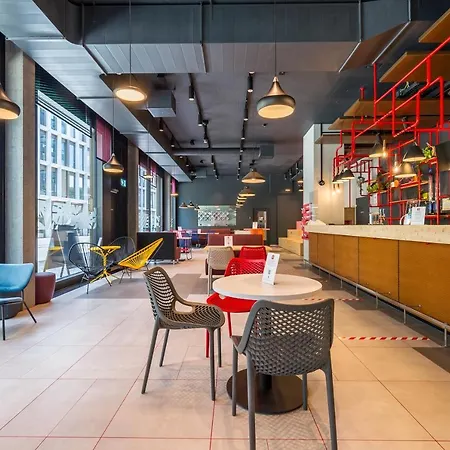 Szálloda Meininger Greencity *