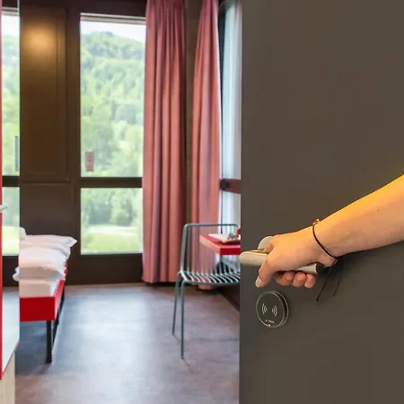 Meininger Greencity * Zürich