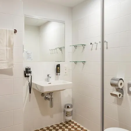 Meininger Greencity * Zürich