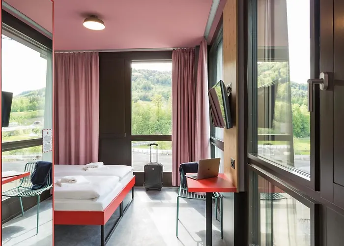 Hotel Meininger Greencity Zurich