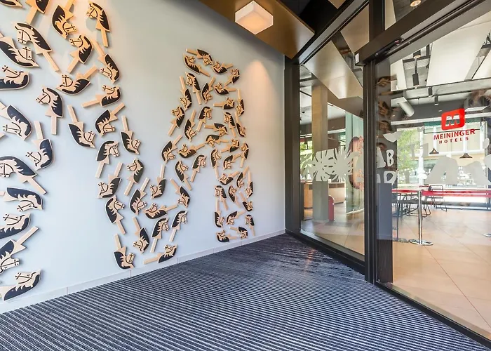 Meininger Greencity Hotel