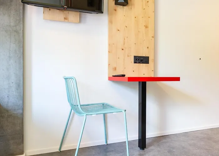 Meininger Greencity Hotel *