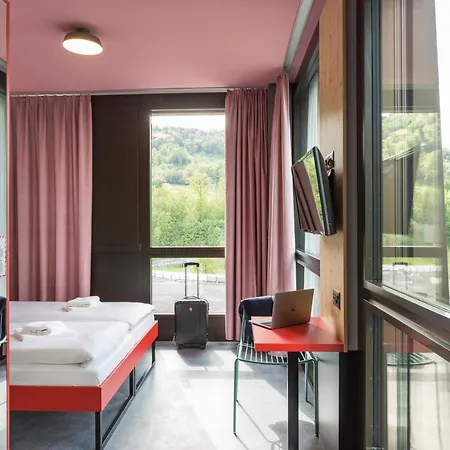 Hotel Meininger Greencity Zürich