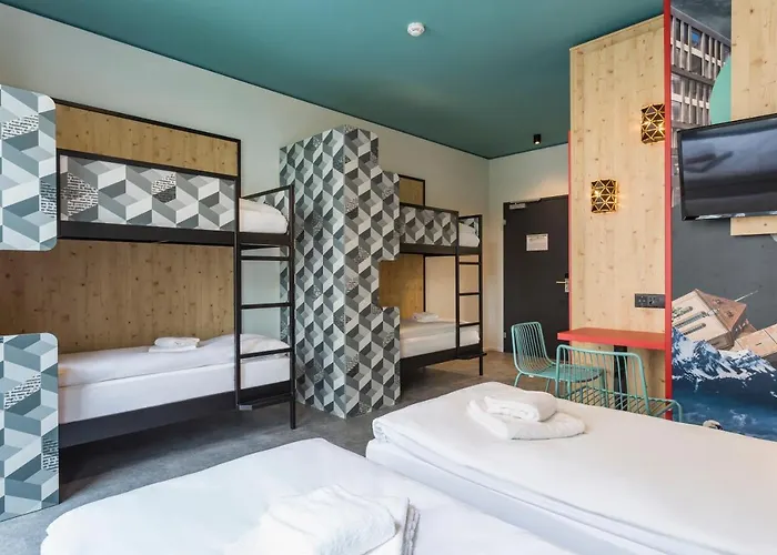 Hotel Meininger Greencity Zurich