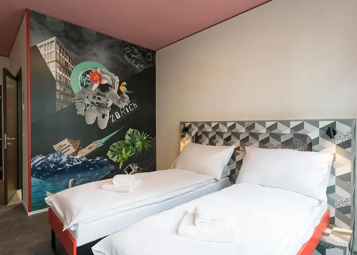 Meininger Greencity Hotel *